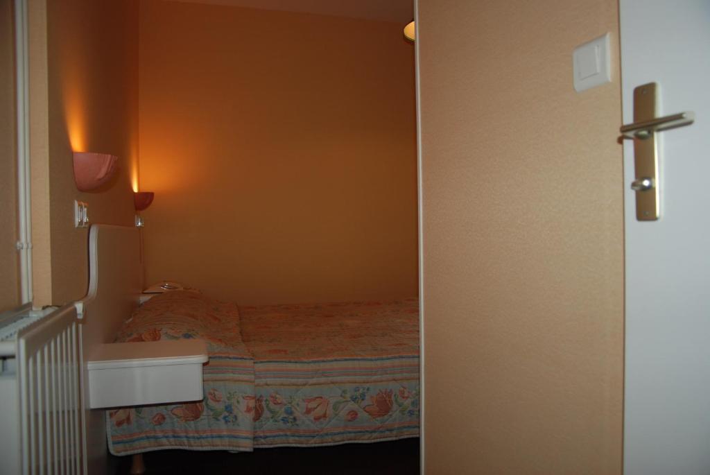 Hotel De France Pontorson Esterno foto
